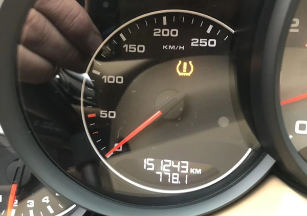 Porsche Cayenne cena 111111 przebieg: 152000, rok produkcji 2011 z Katowice małe 742